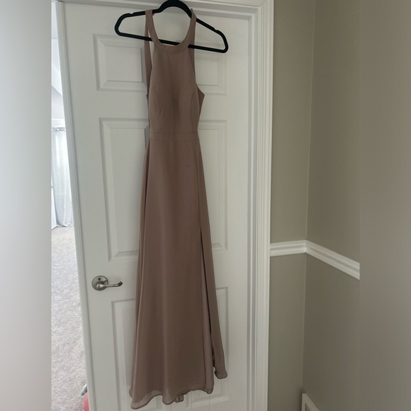AZAZIE CLARICE
Taupe A-Line Halter Chiffon Dress Size 4 - Worn Once - Picture 3 of 6